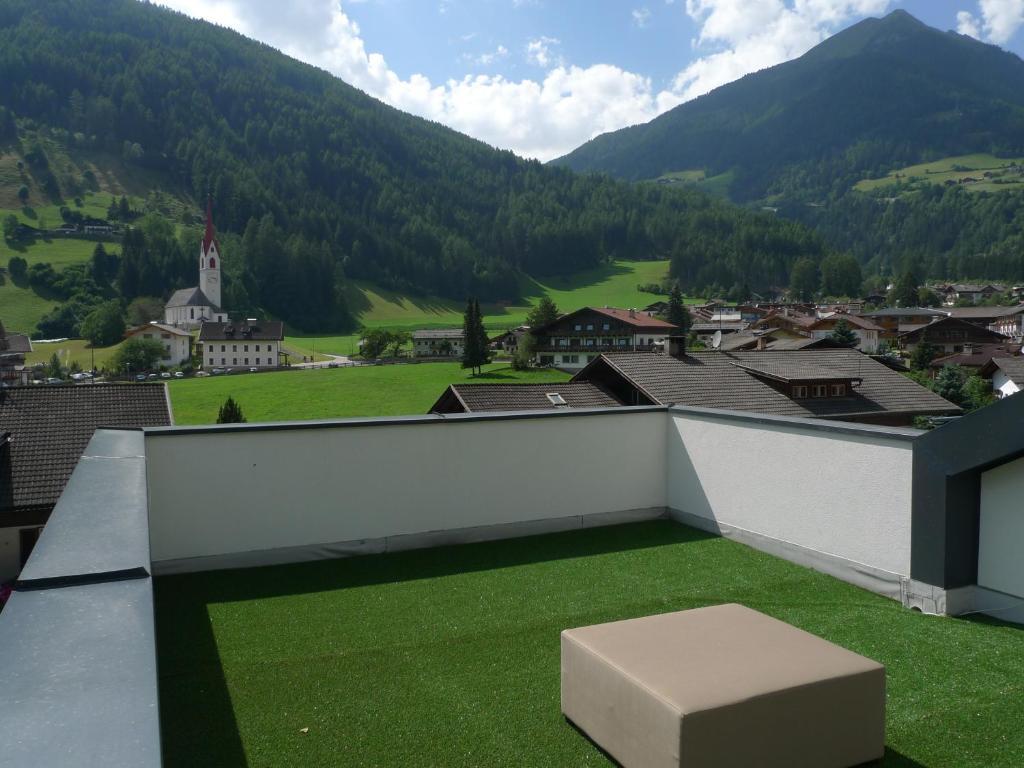 Hotel Stifter Lutago Buitenkant foto